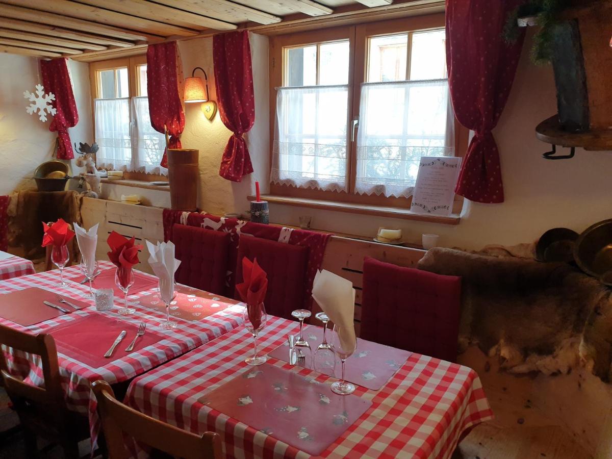 Auberge De L'Ours Vers L'Eglise Zewnętrze zdjęcie