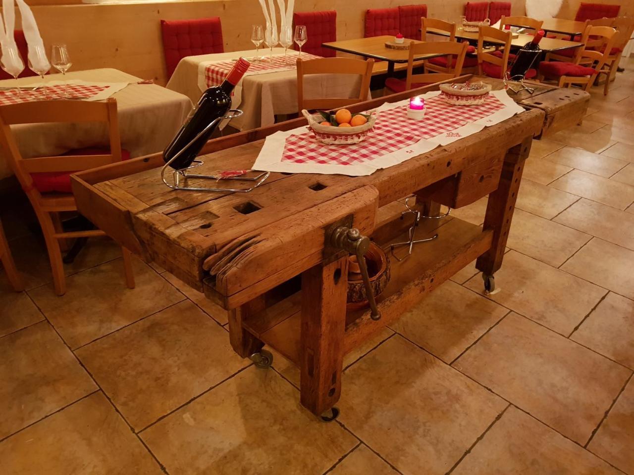 Auberge De L'Ours Vers L'Eglise Zewnętrze zdjęcie